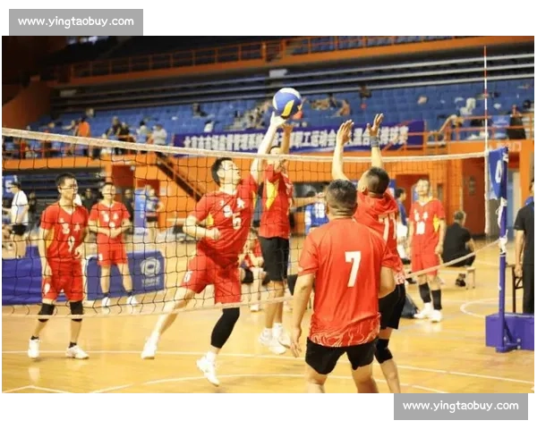 《激情四溢的排球赛场 展现团队合作与个人荣耀的极致对决》